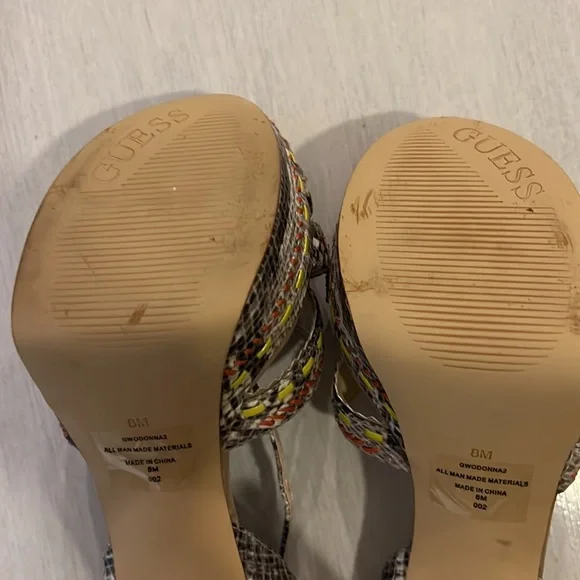 Guess- multi-color heels - Picture 5 of 8